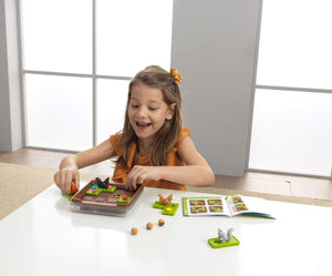 Smart Games - Squirrels Go Nuts, Puzzle Game with 60 Challenges, 6+ Years