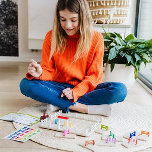 smart games - Horse Academy, Puzzle Game with 80 Challenges, 7+ Years