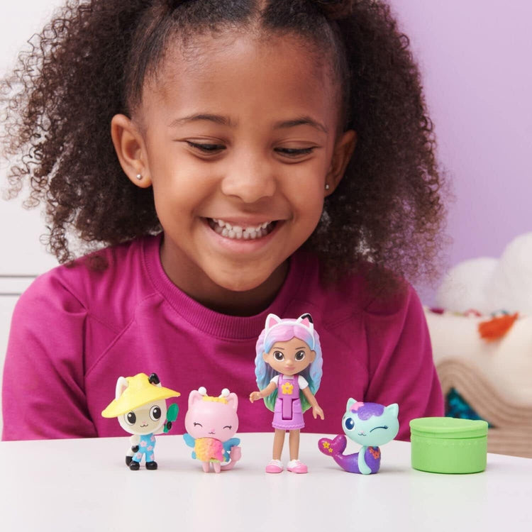 Gabby's Dollhouse 6065350 Friends Set with Rainbow Gabby Doll, Figures