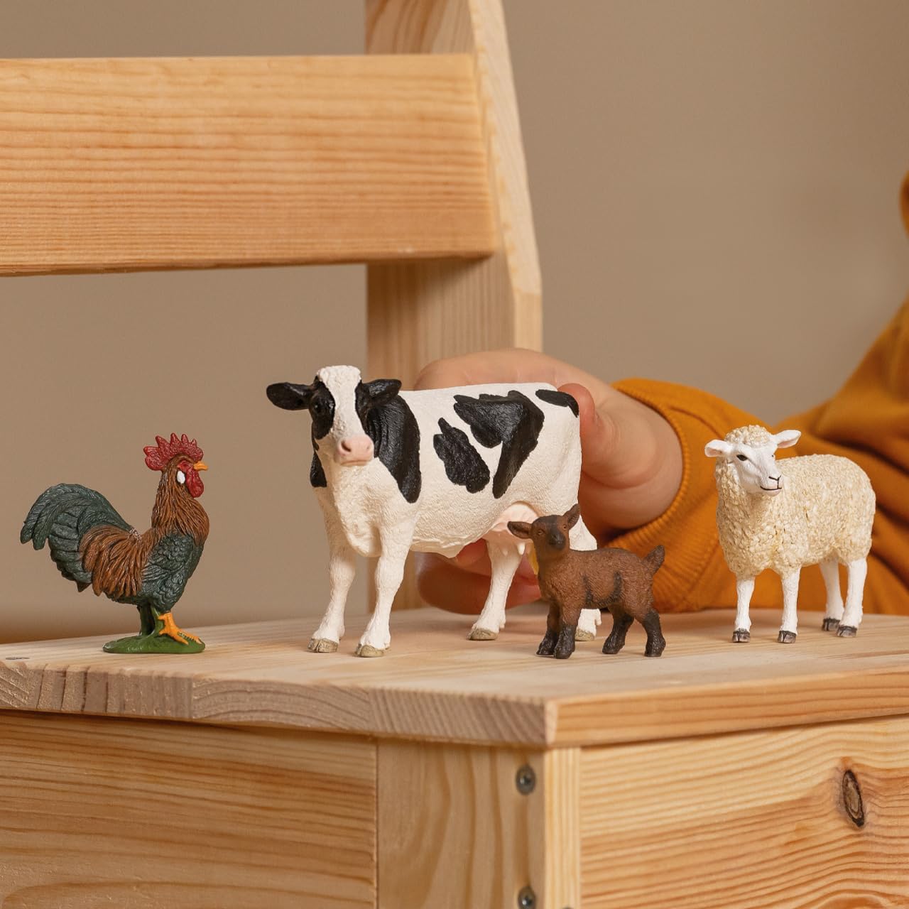 SCHLEICH 42729 Farm World Farm Starter Set, from 3 years FARM WORLD - Figurine, 8 x 25 x 19 cm